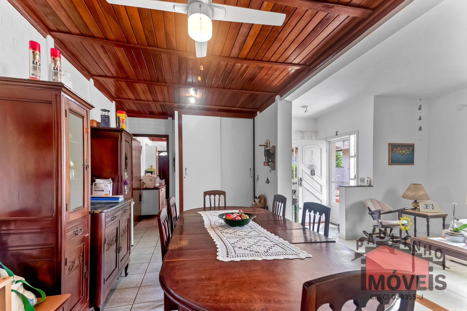 Casa de Condomínio à venda com 6 quartos, 323m² - Foto 15