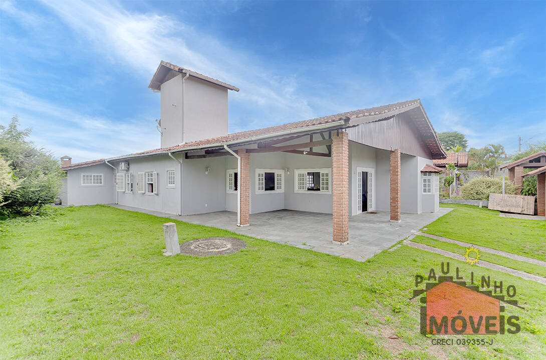 Casa de Condomínio à venda com 3 quartos, 336m² - Foto 2