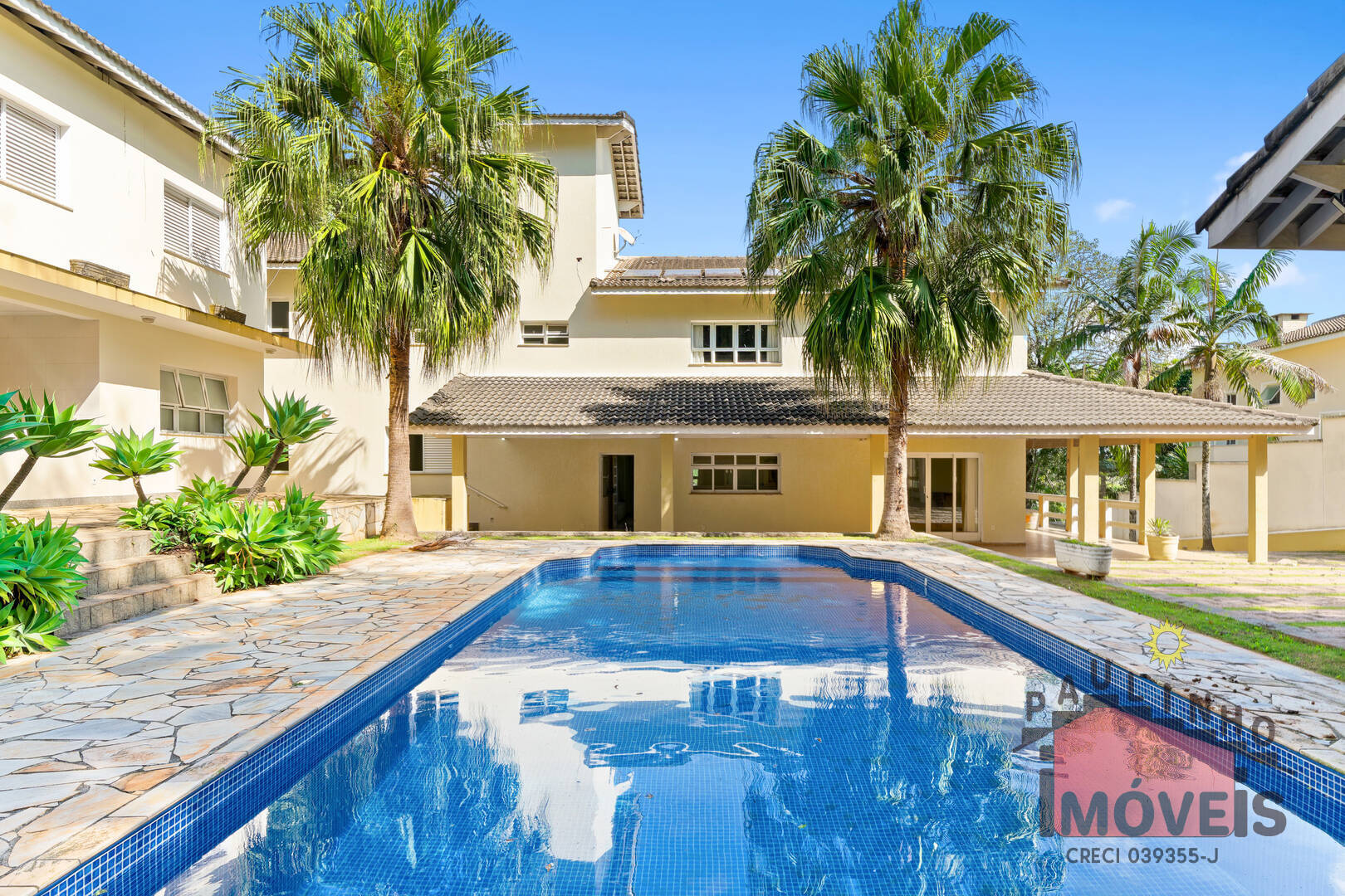 Casa de Condomínio à venda com 6 quartos, 695m² - Foto 1