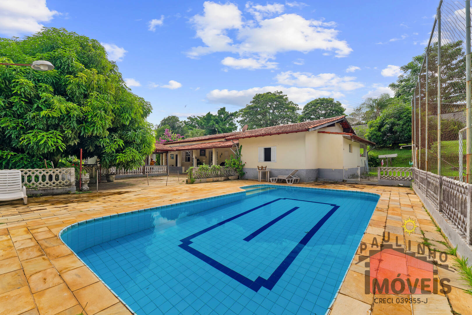 Casa, 6 quartos, 443 m² - Foto 1